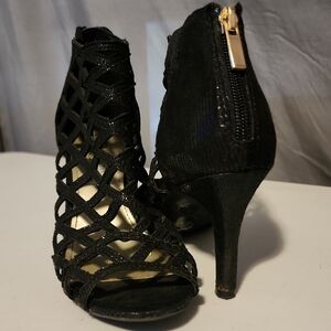 Sexy Black Cage Heels with Stiletto Design